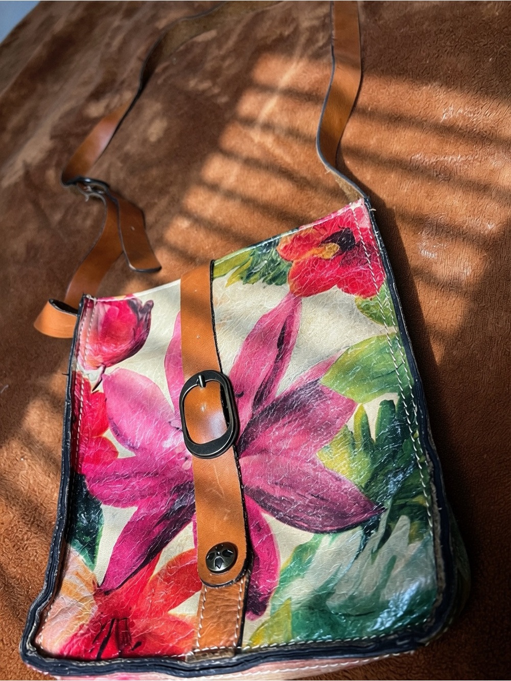 Patricia Nash Venezia Crossbody Bag - Spring
Floral Italian Leather Purse 🌺